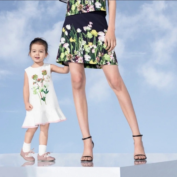 Victoria Beckham for Target Dresses & Skirts - Victoria Beckham for target skirt
